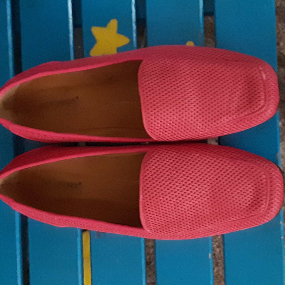 Pink shoes